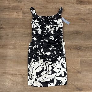 NWT - London Times Monochrome Floral Midi Dress